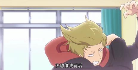 无口少女和聋哑少女聊得火热,留下一旁的不良默默吃瓜