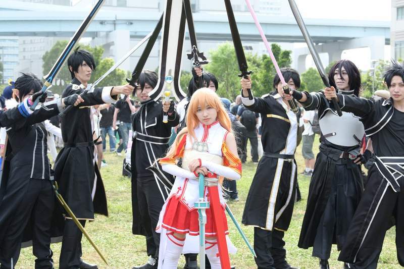 高手齐聚C96cosplay，不惧夏日让人敬佩的全副武装玩家